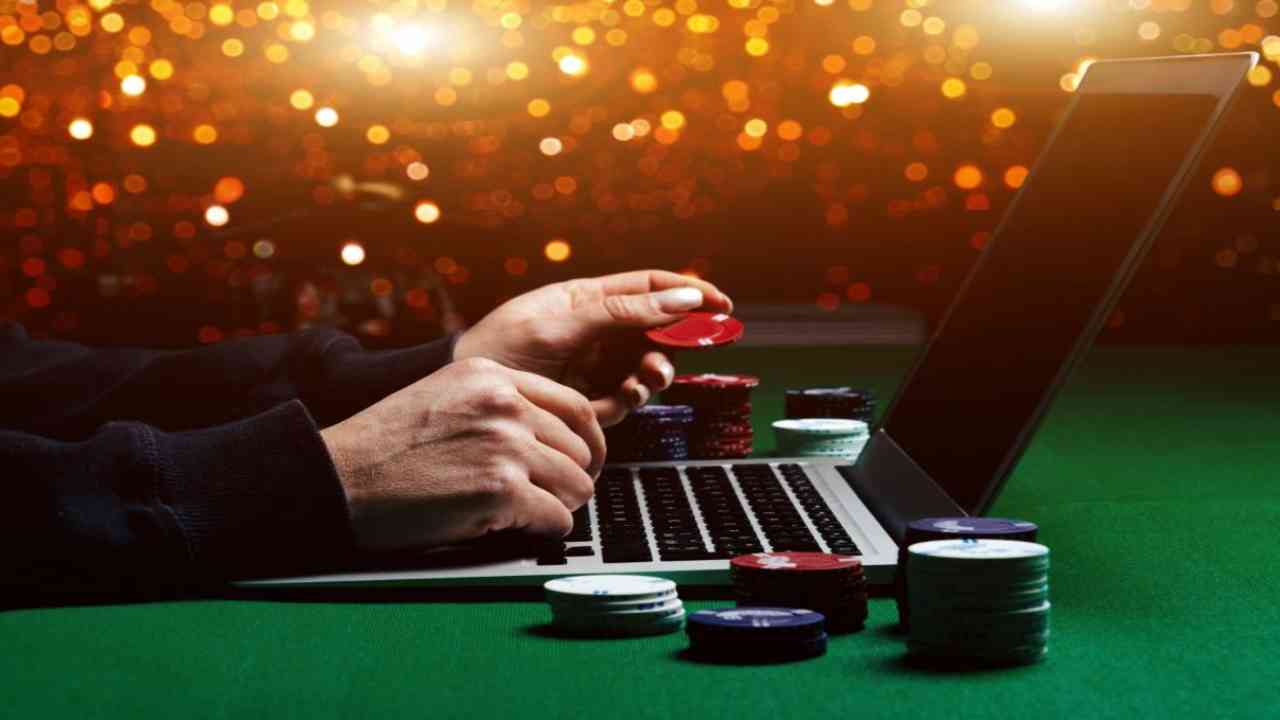 Your Guide to Online Gaming: Understanding Sports Book vs. Online Casino Options